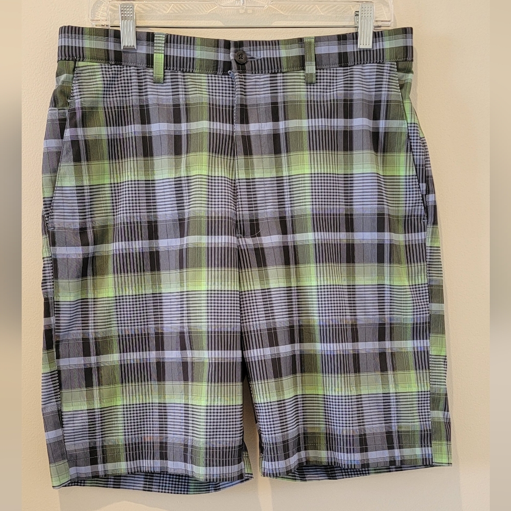 PGA Tour Plaid Golf Shorts - Size Men's 32
